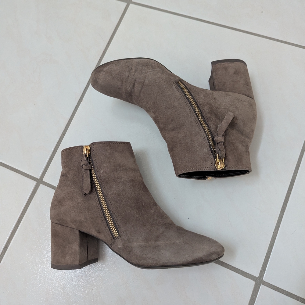 Cole Haan Grey Suede Ankle Boots Size 6